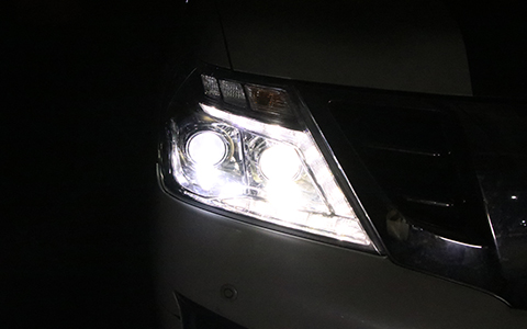 成都日產(chǎn)途樂車燈升級(jí)LED雙光透鏡效果